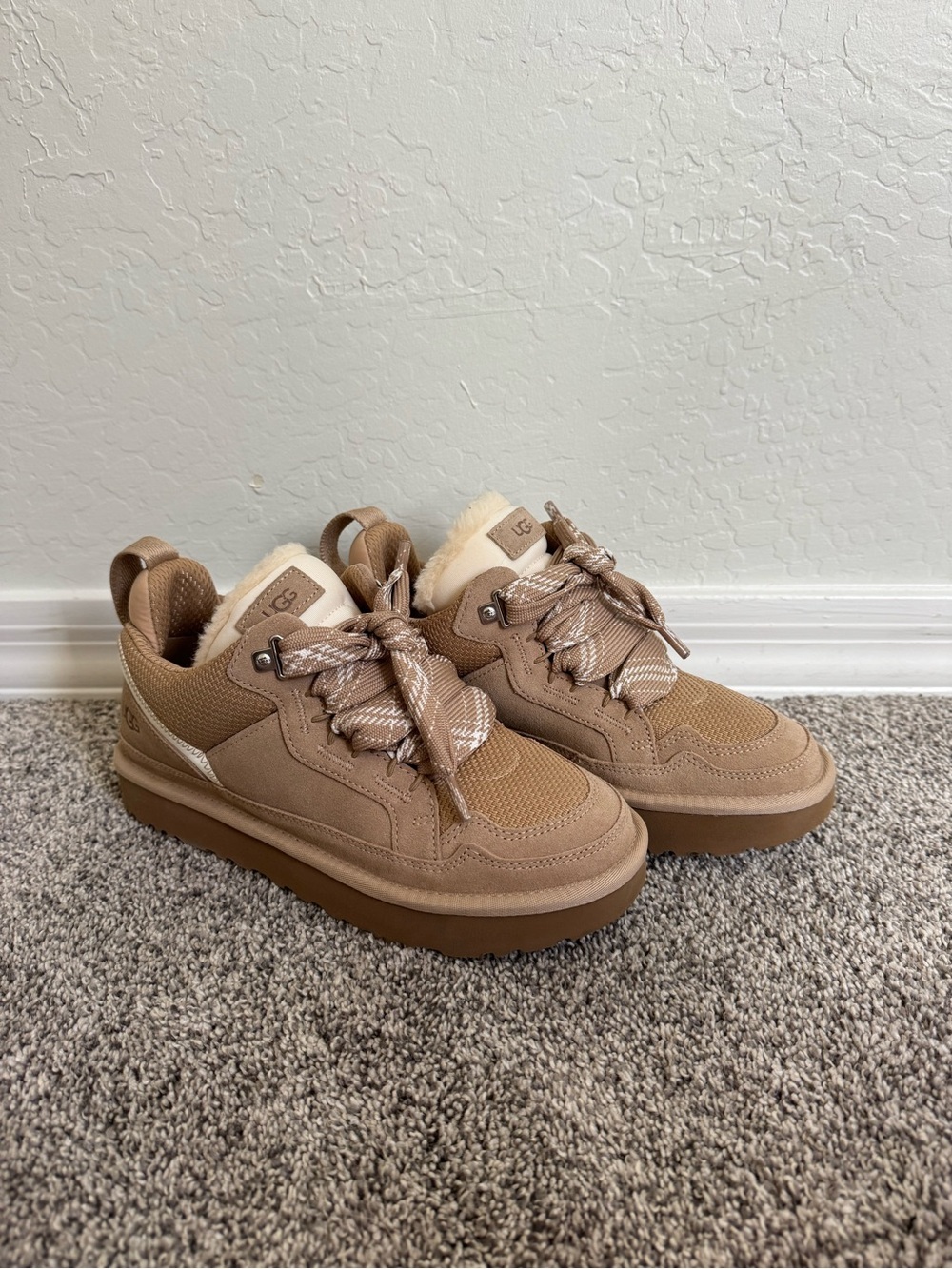 UGG Trail Lace-Up Sneakers in Chestnut Tan